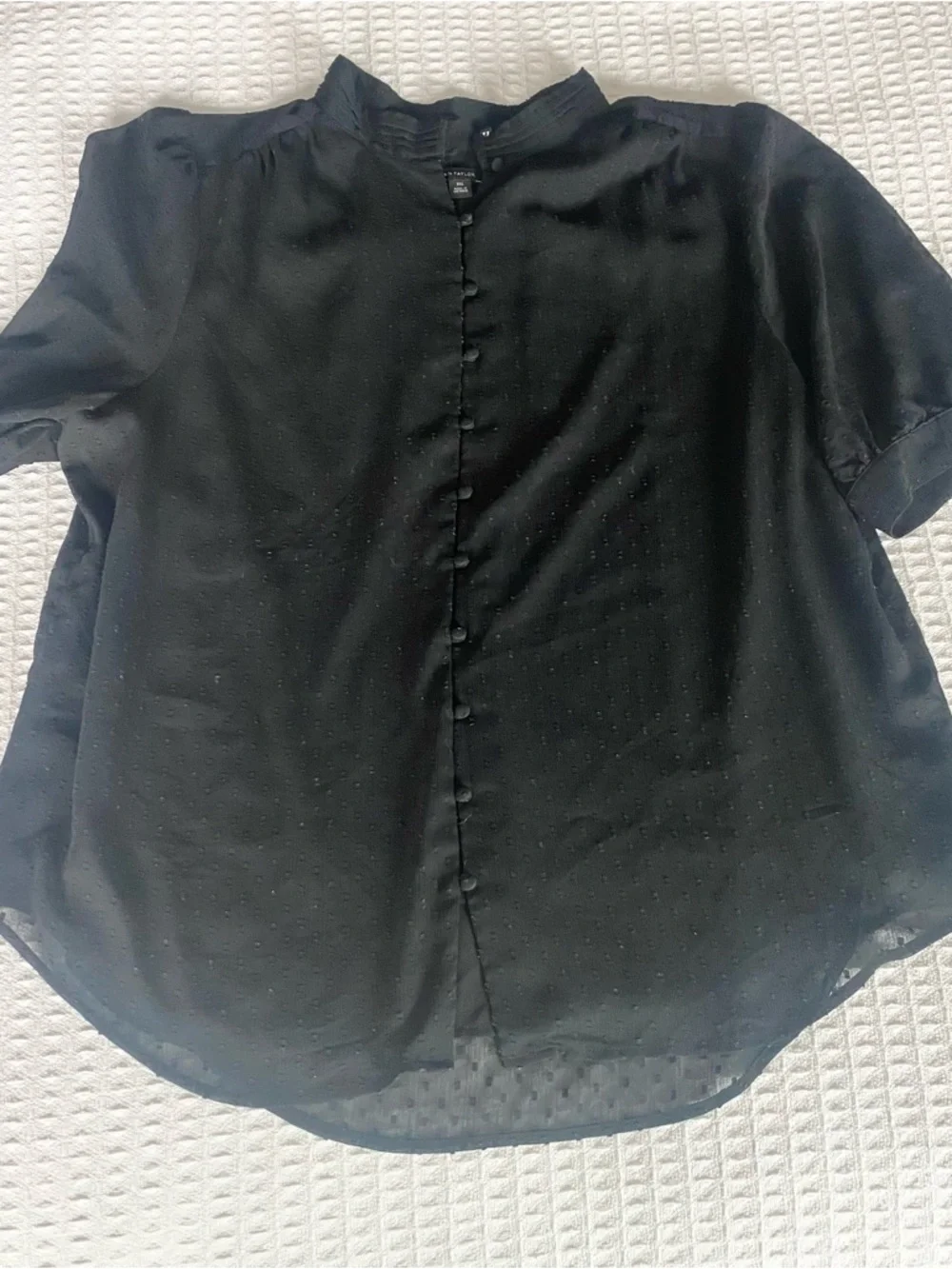 Ann Taylor Black Short-Sleeve Button Front Blouse